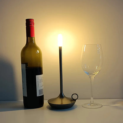 Lampe de Luxe GlowCandle à Commande Tactile avec Variateur en Forme de Bougie Gothique