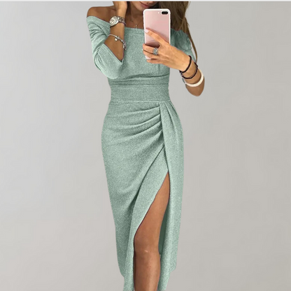 Lily - Robe fendue à volants et décolleté épaule dénudée