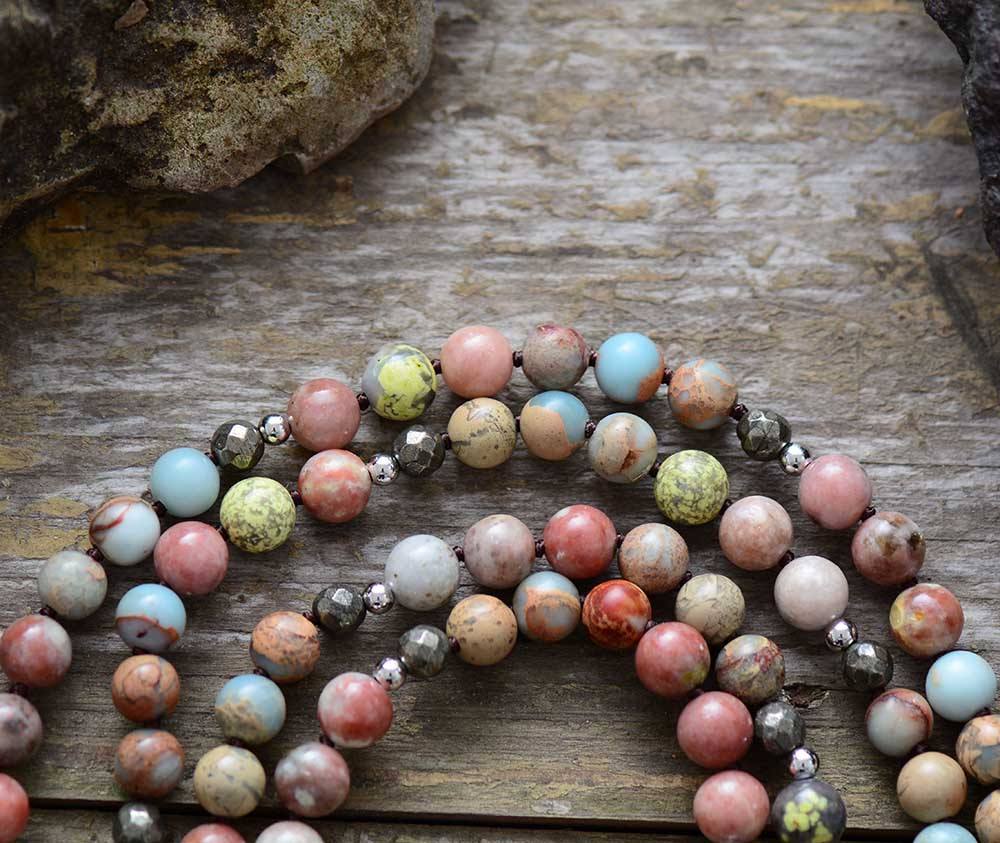 Floow - Mala pour renforcer le cœur en jaspe, rhodonite, shoushan et hématite
