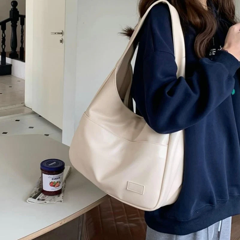 Charlotte - Sac Hobo en Cuir