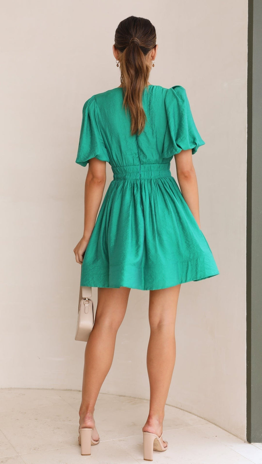 Olivia - Robe Mini à Manches Bouffantes
