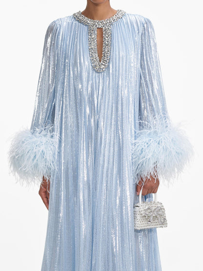 Nina - Robe de soirée avec manchette en plumes scintillantes