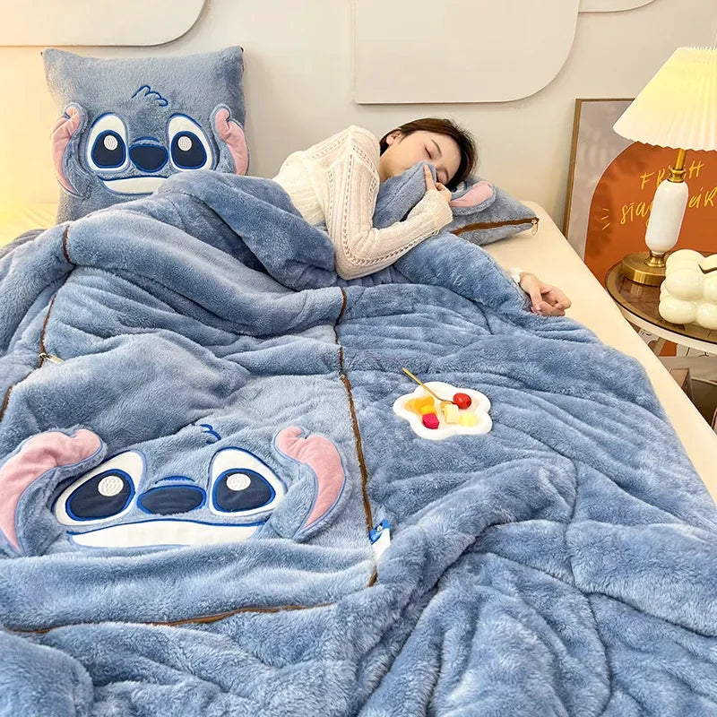 CozyCus - Transformez Votre Confort Avec Notre Ensemble Couverture et Coussin