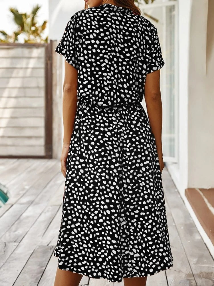 Sophia - Robe à imprimé léopard avec un chapeau en paille