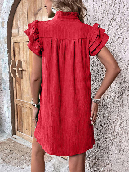 Leena – Robe Mini à Volants avec Mancherons Fendus et Encolure Fendue
