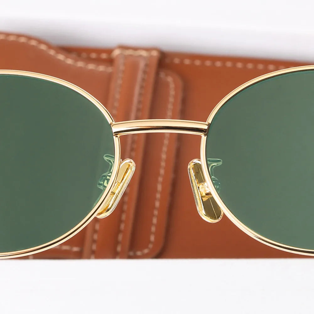 Mia - Lunettes de Soleil Rétro Rondes avec Détails Dorés