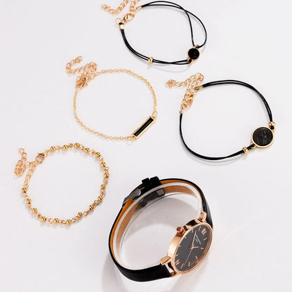 Montre analogique à quartz avec 4 bracelets assortis pour un look féminin élégant