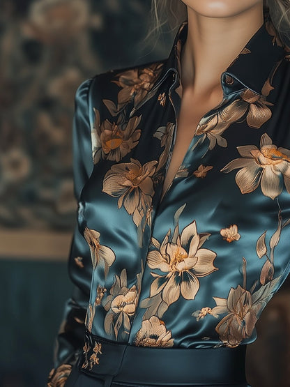 Zoé - Blouse satiné à fleurs avec boutons