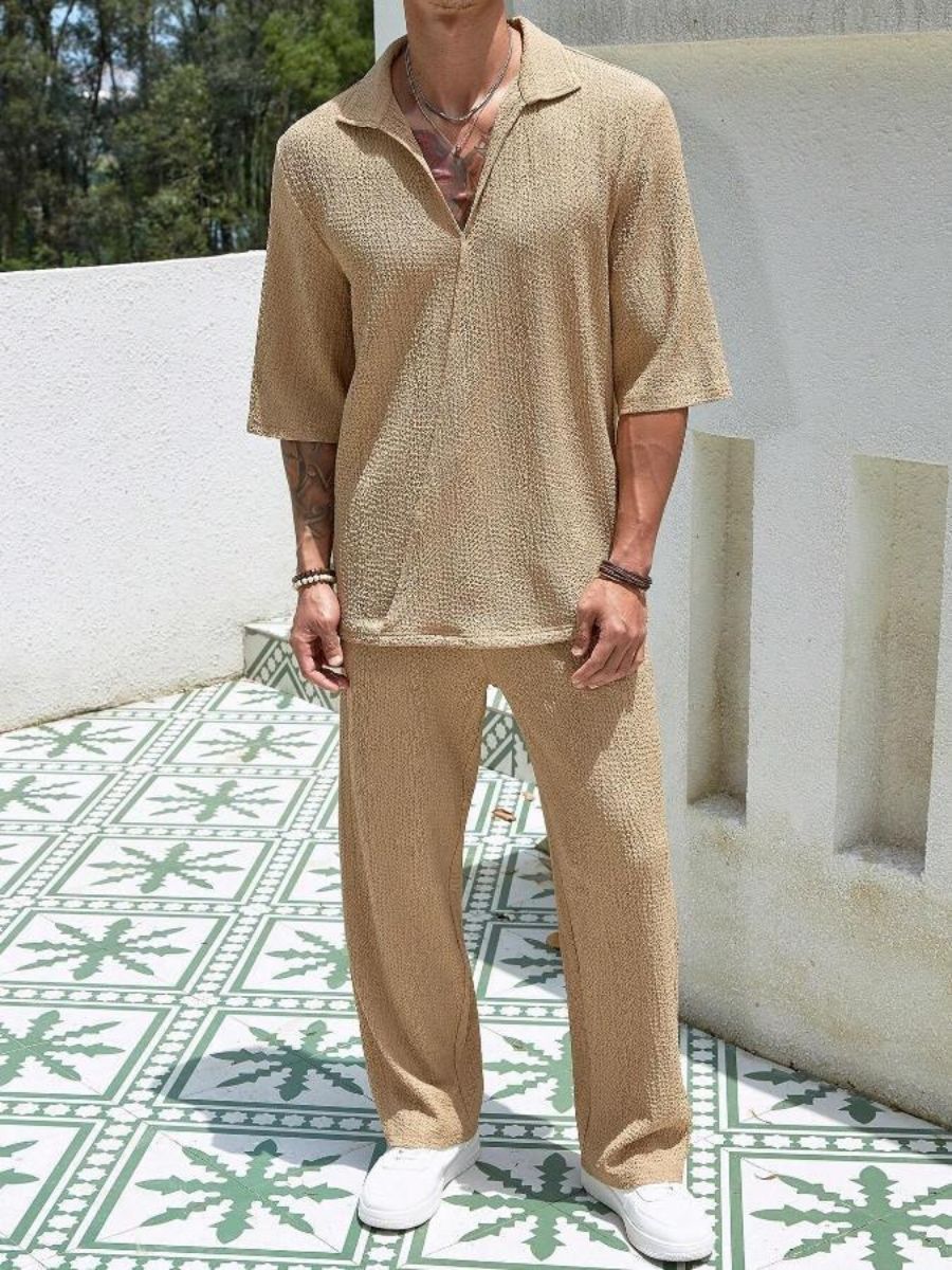 Alex - Ensemble d'Été Texturé à Deux Pièces pour Hommes avec T-shirt à Col V et Manches Mi Longues et Pantalon Large