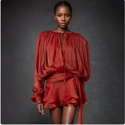 Ava - Blouse Plissée avec Détail de Col Noué