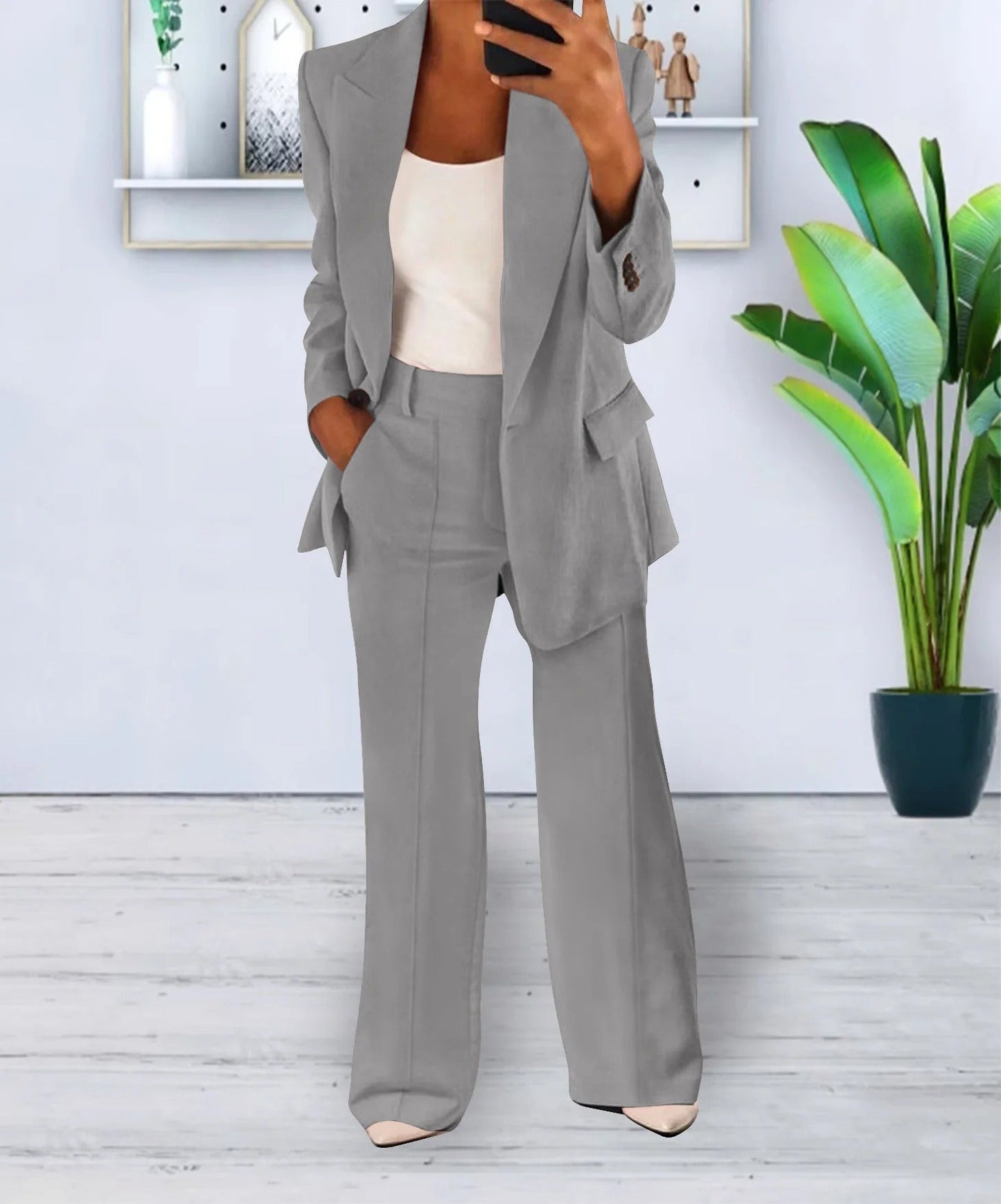 Zoe - Ensemble Blazer Ajusté et Pantalons Évasés