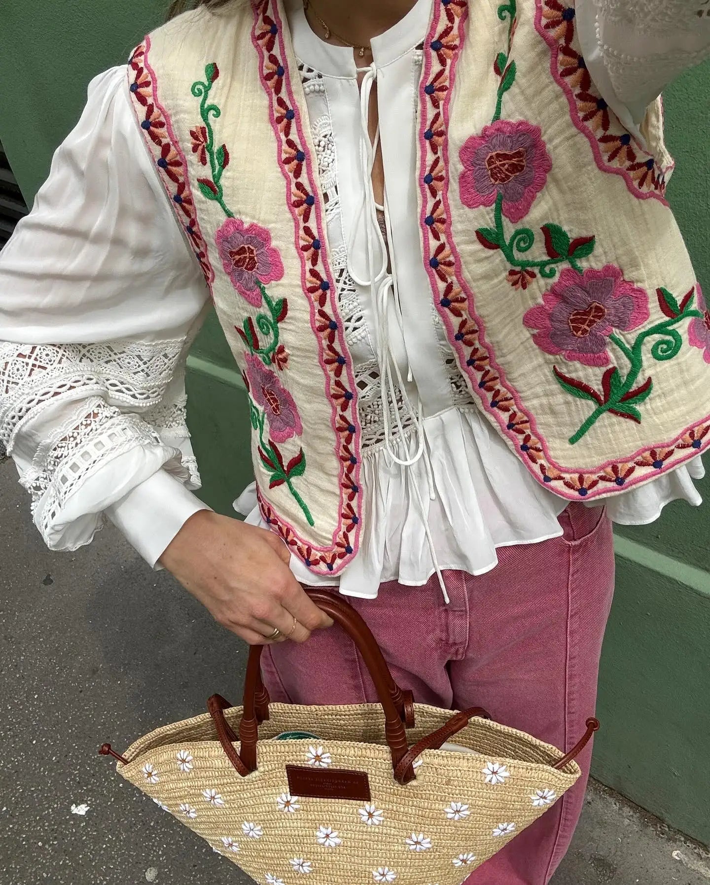 Isabella - Gilet brodé